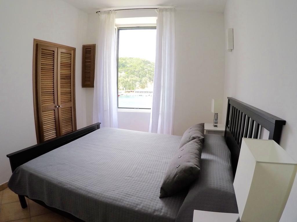 بونيفَسْيو Les Appartements Du Port المظهر الخارجي الصورة