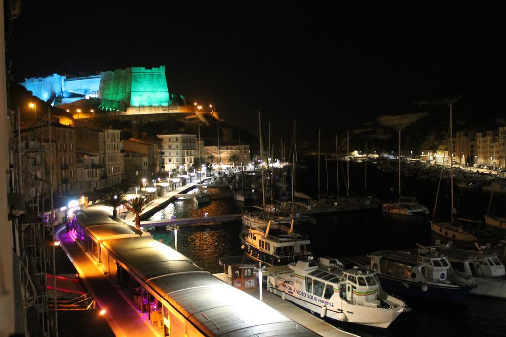 بونيفَسْيو Les Appartements Du Port المظهر الخارجي الصورة