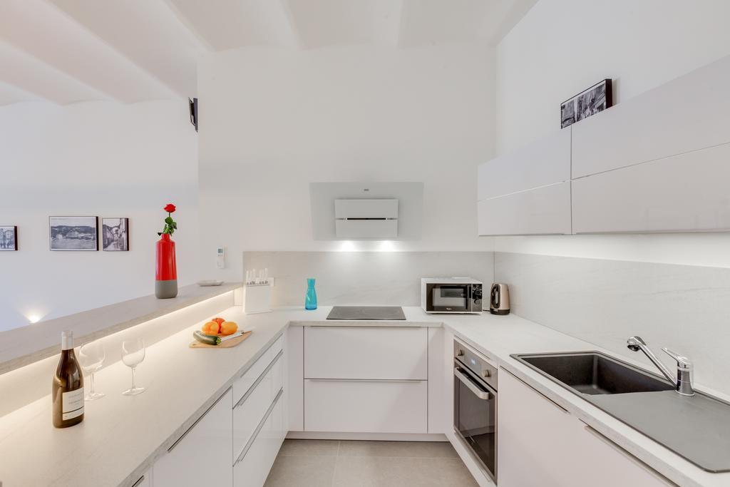 بونيفَسْيو Les Appartements Du Port المظهر الخارجي الصورة