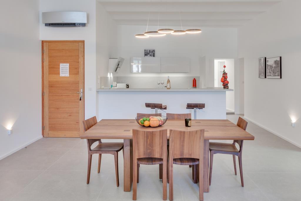 بونيفَسْيو Les Appartements Du Port المظهر الخارجي الصورة